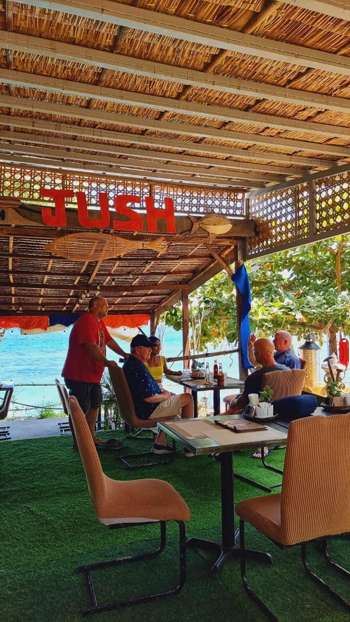 Hotel Jush Native And Glamping Dauis Zewnętrze zdjęcie